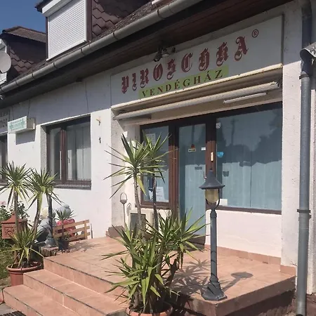 Piroschka Vendeghaz Guest house Zamardi