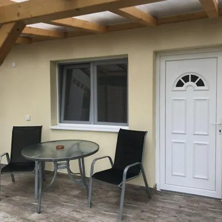 Piroschka Vendeghaz Zamárdi