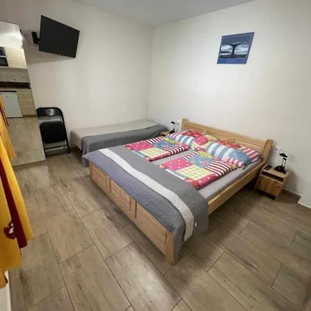 Piroschka Vendeghaz 4*