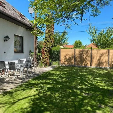 Piroschka Vendeghaz 4* Zamárdi