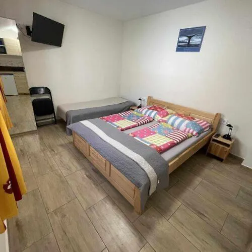 Piroschka Vendeghaz 4*