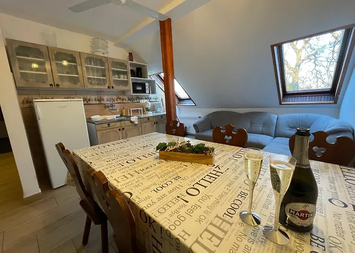 Πανσιόν Piroschka Vendeghaz